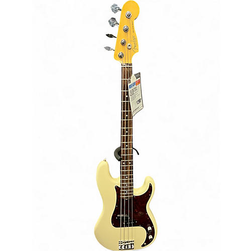 Used Fender AMERICAN PROFESSIONAL II PBASS Olympic White Electric Bass Guitar Olympic White