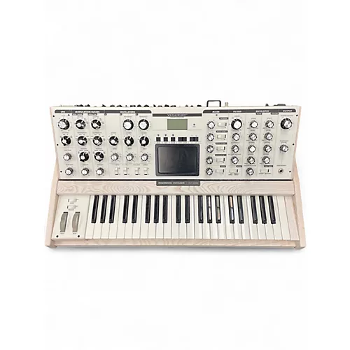 Used Moog Minimoog Voyager Synthesizer