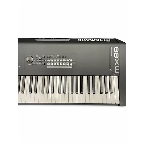 Used Yamaha MX88 Synthesizer