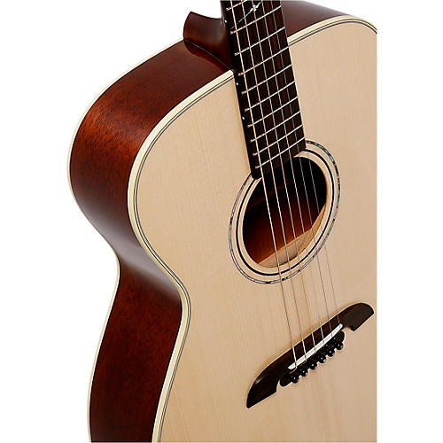 Alvarez Yairi FYM60HD Masterworks OM Adirondack Acoustic Guitar Natural