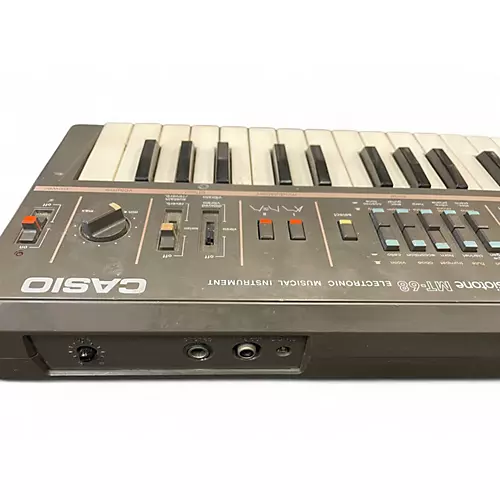 Used 1980s Casio MT-68 Portable Keyboard