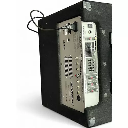 Used Behringer K900FX 90W Keyboard Amp