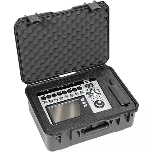 QSC TouchMix-8 Compact Digital Mixer With Case