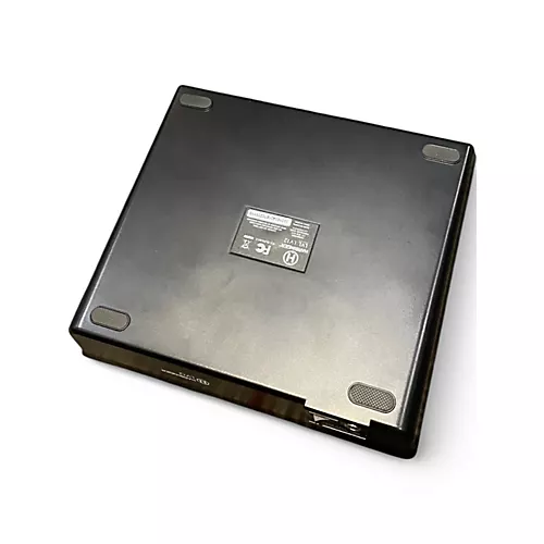 Used Harbinger LV12 Powered Mixer