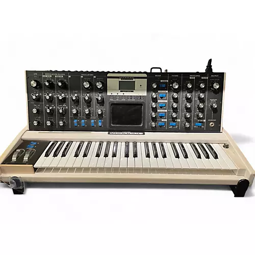 Used Moog Minimoog Voyager Synthesizer