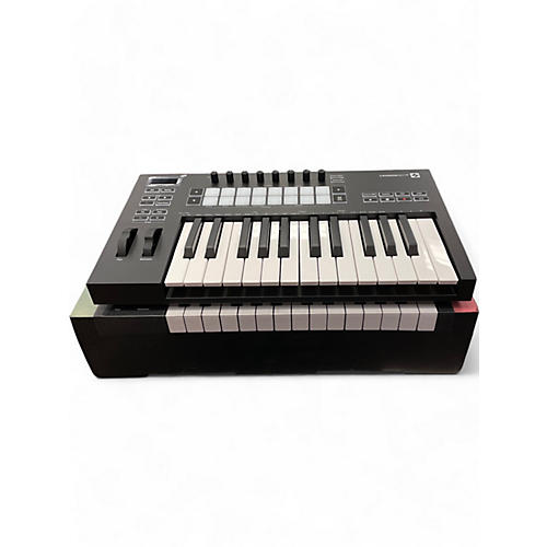 Used Novation Launchkey 25 Key MIDI Controller