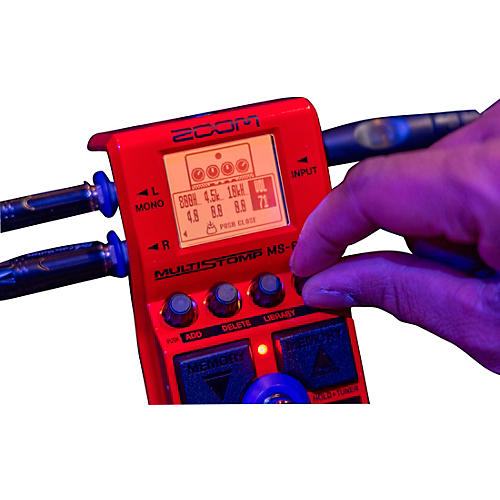 Zoom MS-60B+ MultiStomp Bass Effects Pedal Red