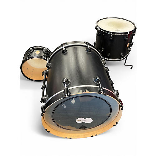 Used DW 3 Piece Collector's Series Black Drum Kit Black