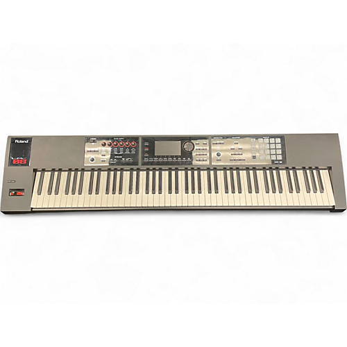 Used Roland FA08 Keyboard Workstation
