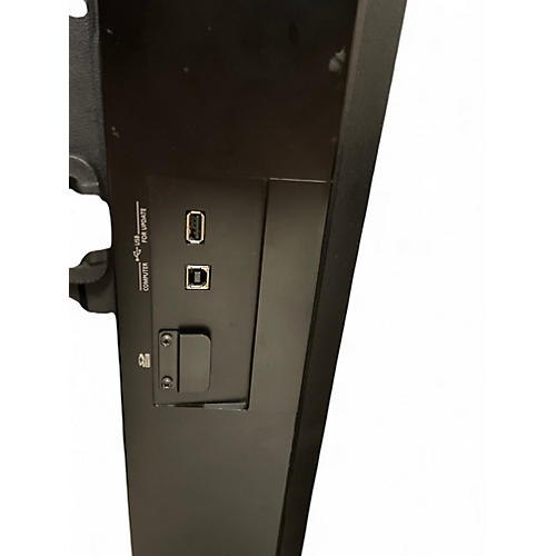 Used Roland FA08 Keyboard Workstation