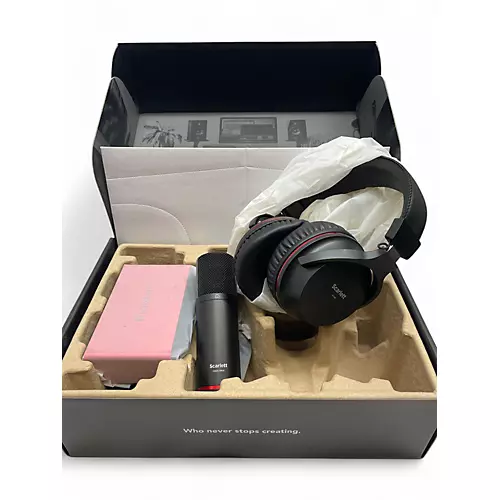 Used Focusrite Scarlett Solo Studio Gen 4 Audio Interface