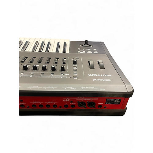 Used Roland Fantom 6 Keyboard Workstation