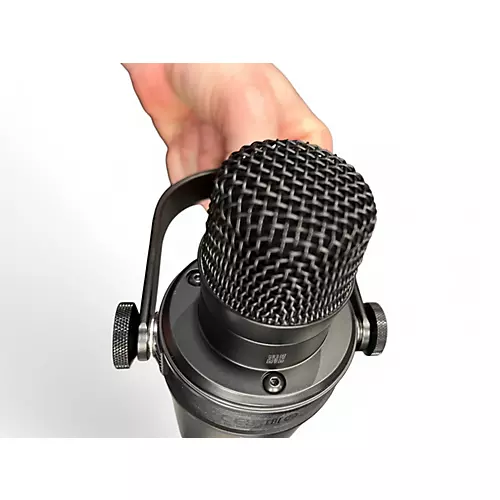 Used Shure mv7x Dynamic Microphone