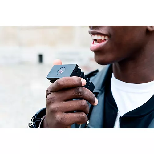 Open-Box Mikme GmbH Microphone Silver 4 GB Condition 1 - Mint