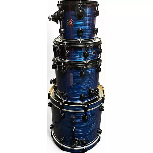 Used DW 4 piece Collector's Series Trans Blue Drum Kit Trans Blue
