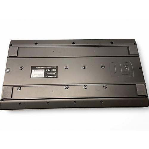 Used Native Instruments S25 MIDI Controller