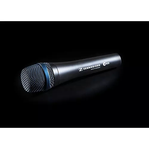 Sennheiser e 935 Cardioid Dynamic Vocal Microphone