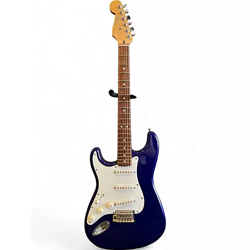 Used Fender Standard Stratocaster LH Purple Electric Guitar Purple