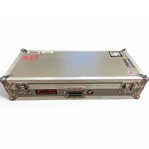 Used Pedaltrain Classic Pro Pedalboard with Hardcase Pedal Board