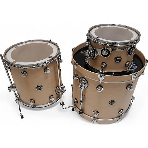 Used DW 3 piece Performance Series Natural Drum Kit Natural