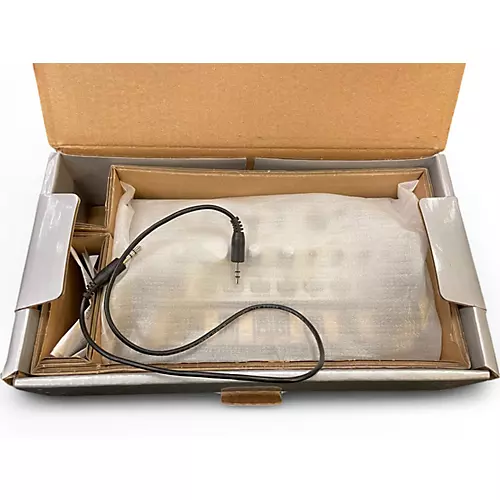 Used KORG VOLCA BASS Synthesizer