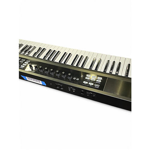Used Native Instruments Komplete Kontrol S61 MIDI Controller