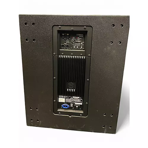 Used Yamaha dxs 18 Powered Subwoofer