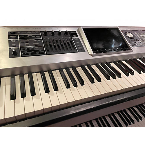 Used Roland Fantom G8 88 Key Keyboard Workstation