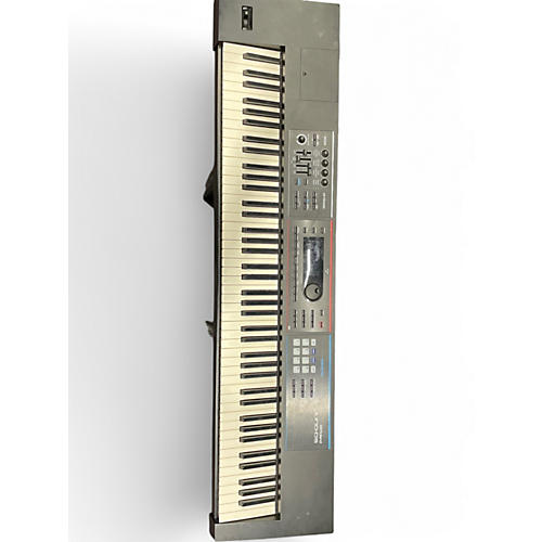 Used Roland juno ds88 Keyboard Workstation