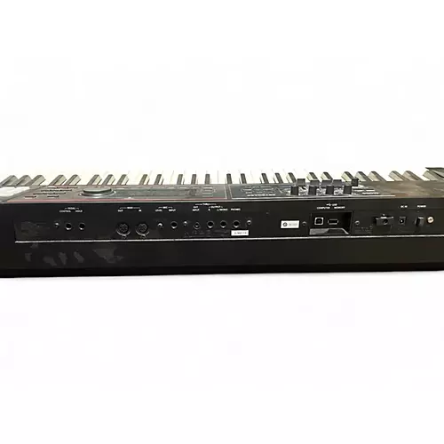 Used Roland Juno DS88 Synthesizer Synthesizer