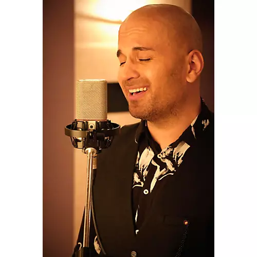 Austrian Audio OC818 Multi-Pattern Large-Diaphragm Condenser Microphone - Studio Set