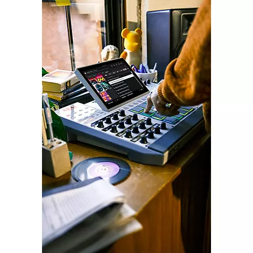 Akai Professional MPC X SE Standalone Sampler & Sequencer