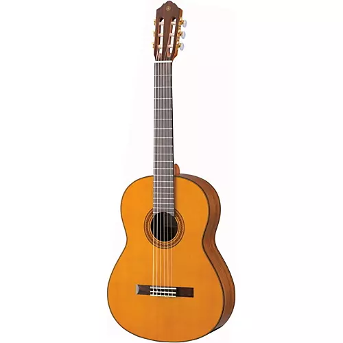 Yamaha CG162C Cedar Top Classical Guitar Natural