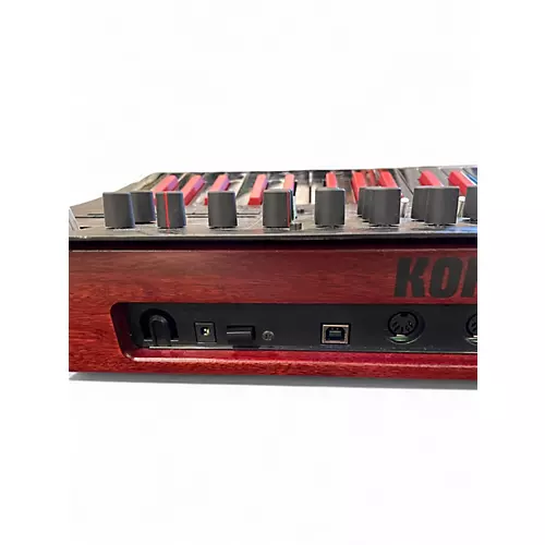 Used KORG MINILOGUE BASS Synthesizer