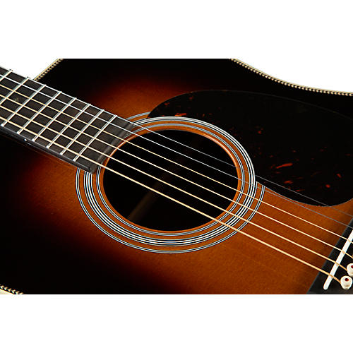 Martin HD-28 Standard Dreadnought Acoustic Guitar Sunburst