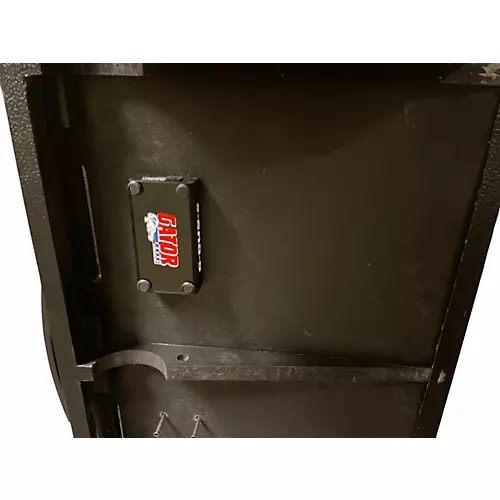 Used Gator GPT PRO Pedal Board