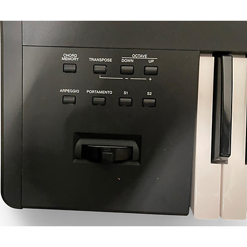 Used Roland Fantom 6 Keyboard Workstation