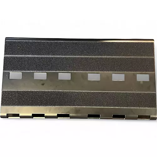 Used On-Stage GPB3000 Pedal Board