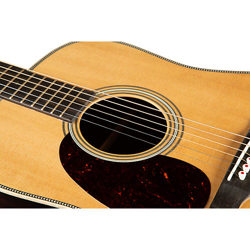 Martin Left-Handed D-28 Modern Deluxe Acoustic Guitar Natural Natural