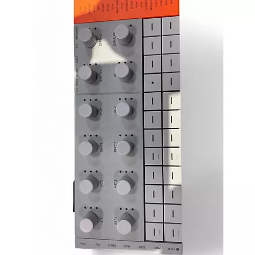 Used Yamaha seqtrak Synthesizer