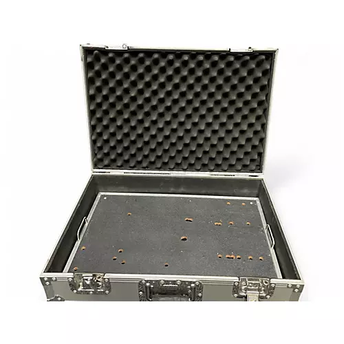 Used Pedaltrain Tour Case Pedal Board