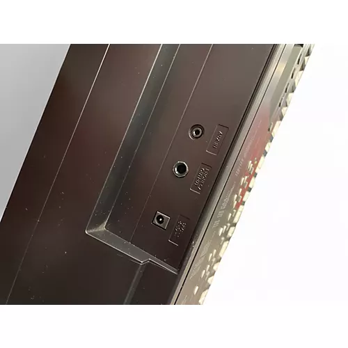 Used Yamaha DGX650 88 Key Portable Keyboard