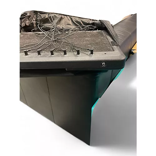 Used SKB Powered Pedal Board Pedal Board