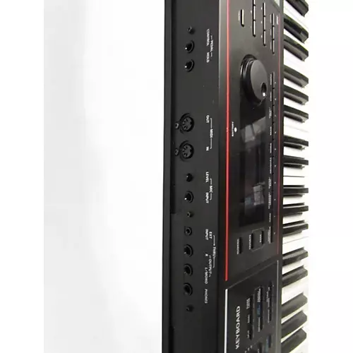 Used Roland juno ds61 Synthesizer