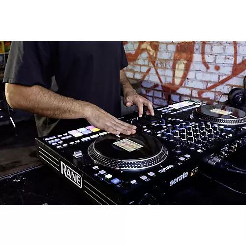 RANE PERFORMER Advanced 4-Channel Motorized DJ Controller Black