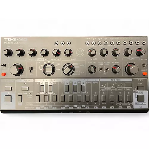 Used Behringer td-3-mo-bk Synthesizer