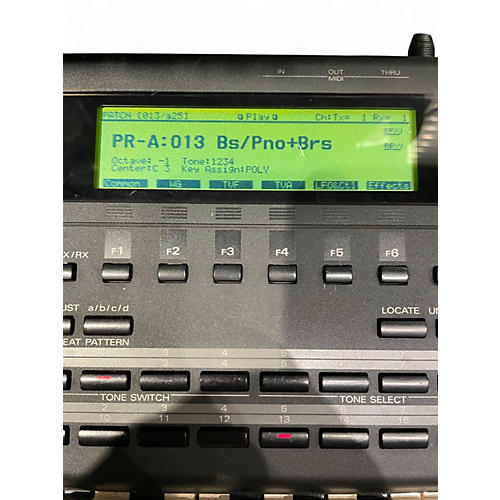 Used Roland XP-60 Keyboard Workstation