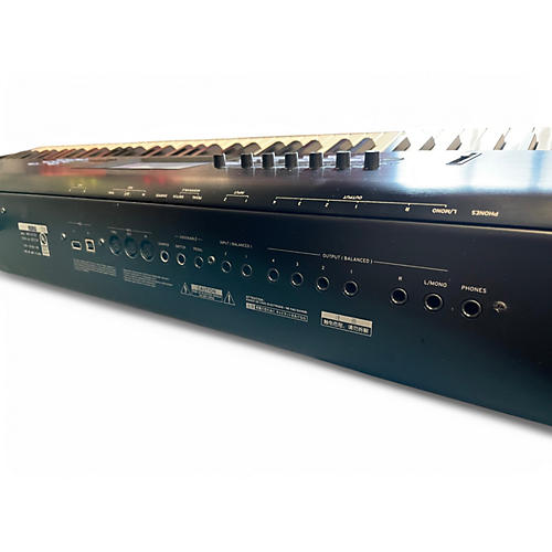 Used Korg  NAUTILUS 88 Keyboard Workstation