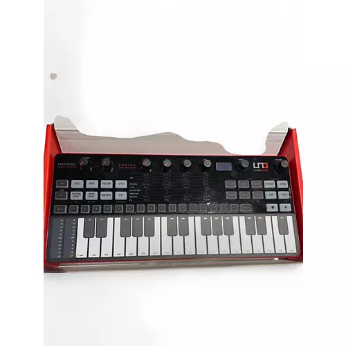 Used IK Multimedia UNO Synth Pro Synthesizer