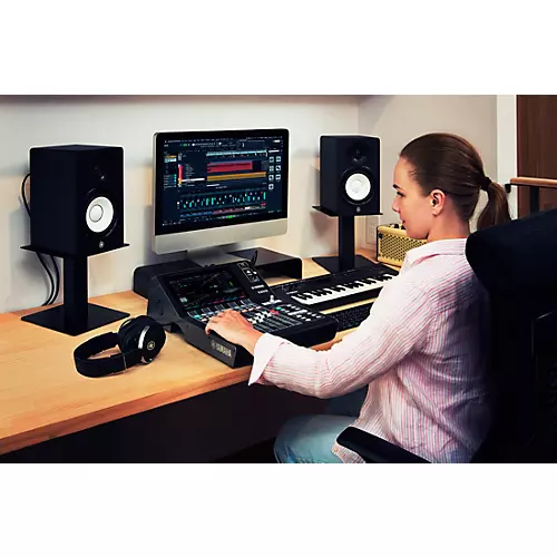 Yamaha DM3S Professional 22-Channel Ultracompact Digital Mixer